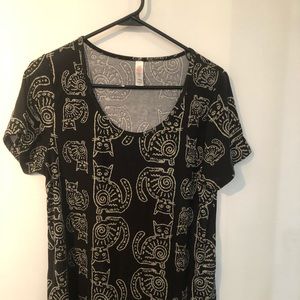 Lularoe medium cat classic t